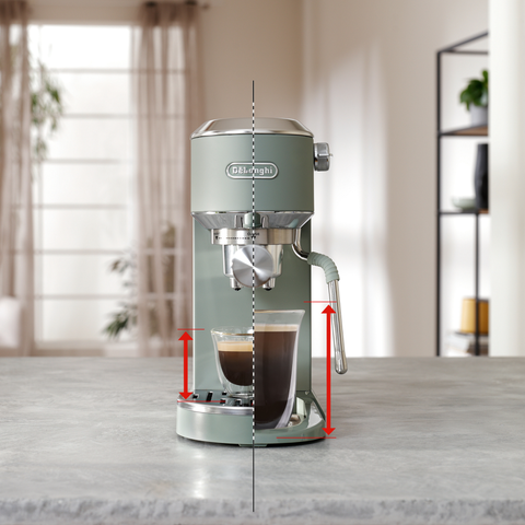 Machine à espresso compacte Dedica Duo Cold Brew vert pistache – De'Longhi